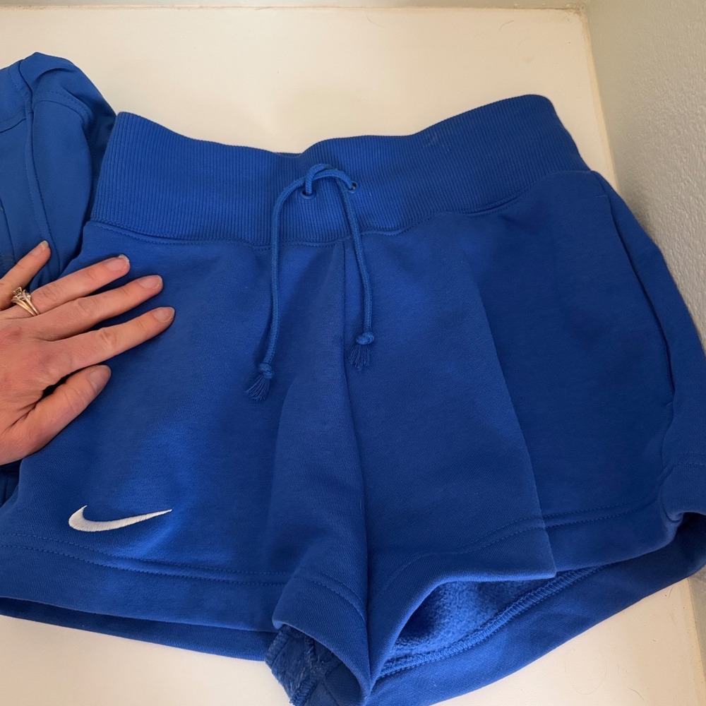 Nike FIT Royal Blue Track Jacket and Shorts Set Flight Patch Womens Athleisure - Picture 3 of 7